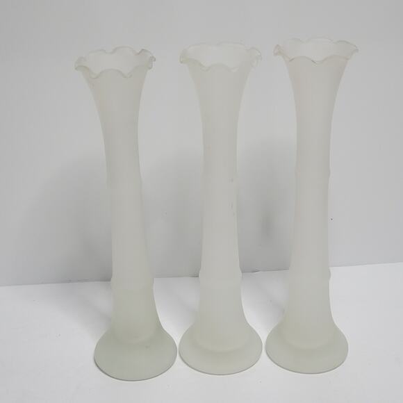 Vintage Smoke glass set of 3 bud vases with ridged tops 8" Tall - Picture 1 of 6